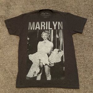 Marilyn Graphic Tee - Black